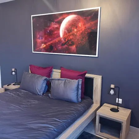 Grand T3 85 M2 Situe A 15 Min A Pied Des Plages Daire Le Pradet