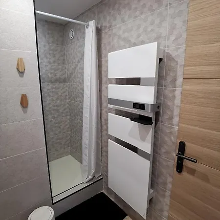 Apartment Grand T3 85 M2 Situe A 15 Min A Pied Des Plages